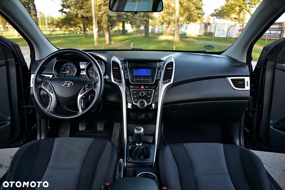 Hyundai i30 - 32