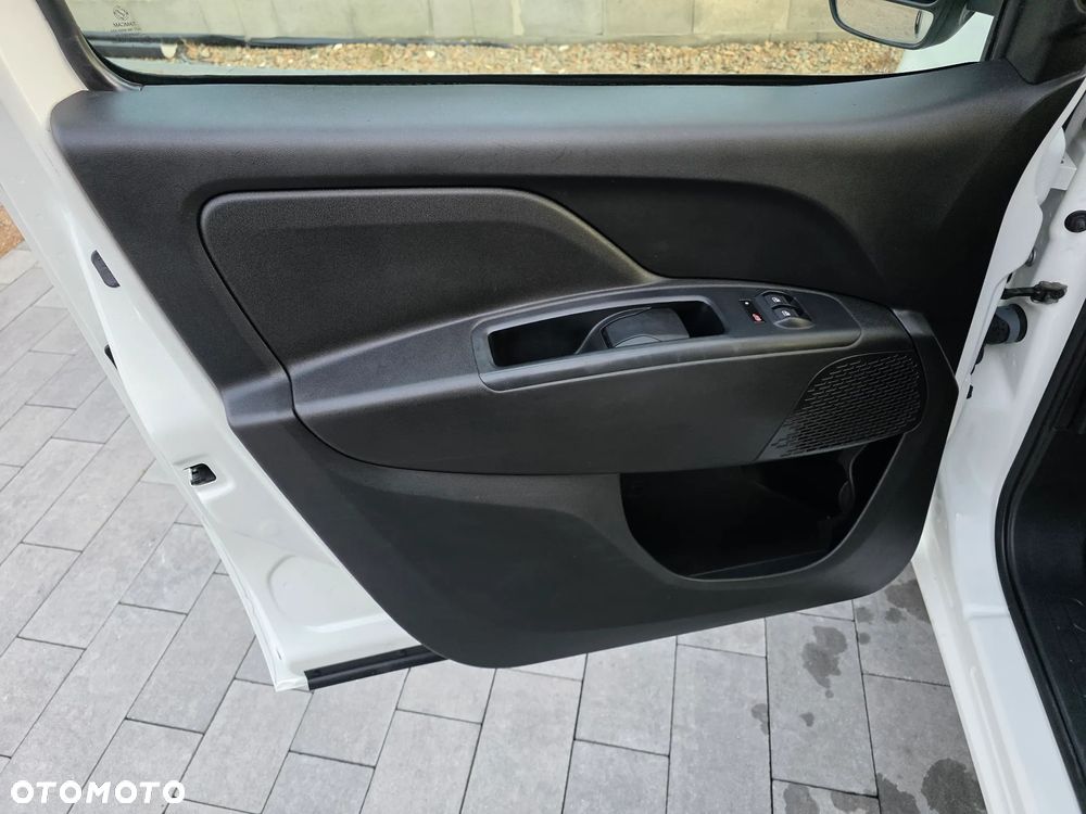 Fiat Doblo - 11
