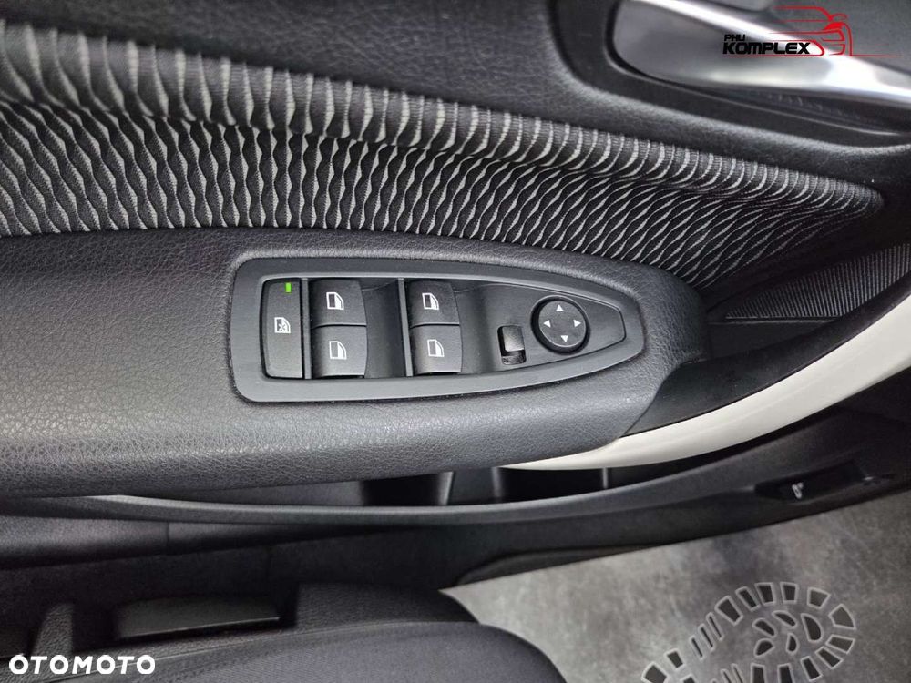 BMW Seria 1 - 21