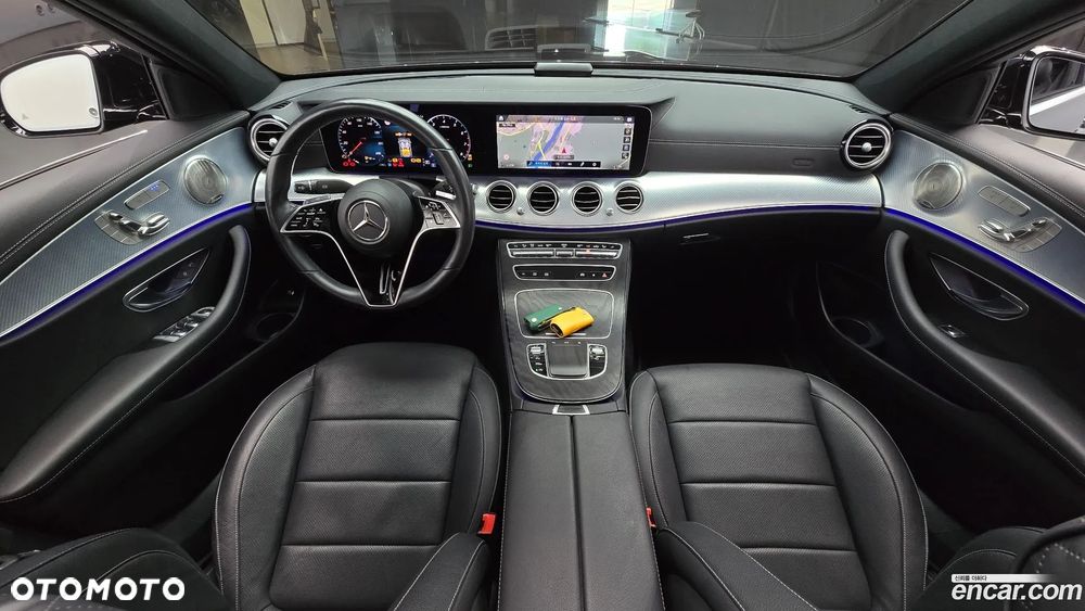 Mercedes-Benz Klasa E 200 4Matic 9G-TRONIC Avantgarde - 8