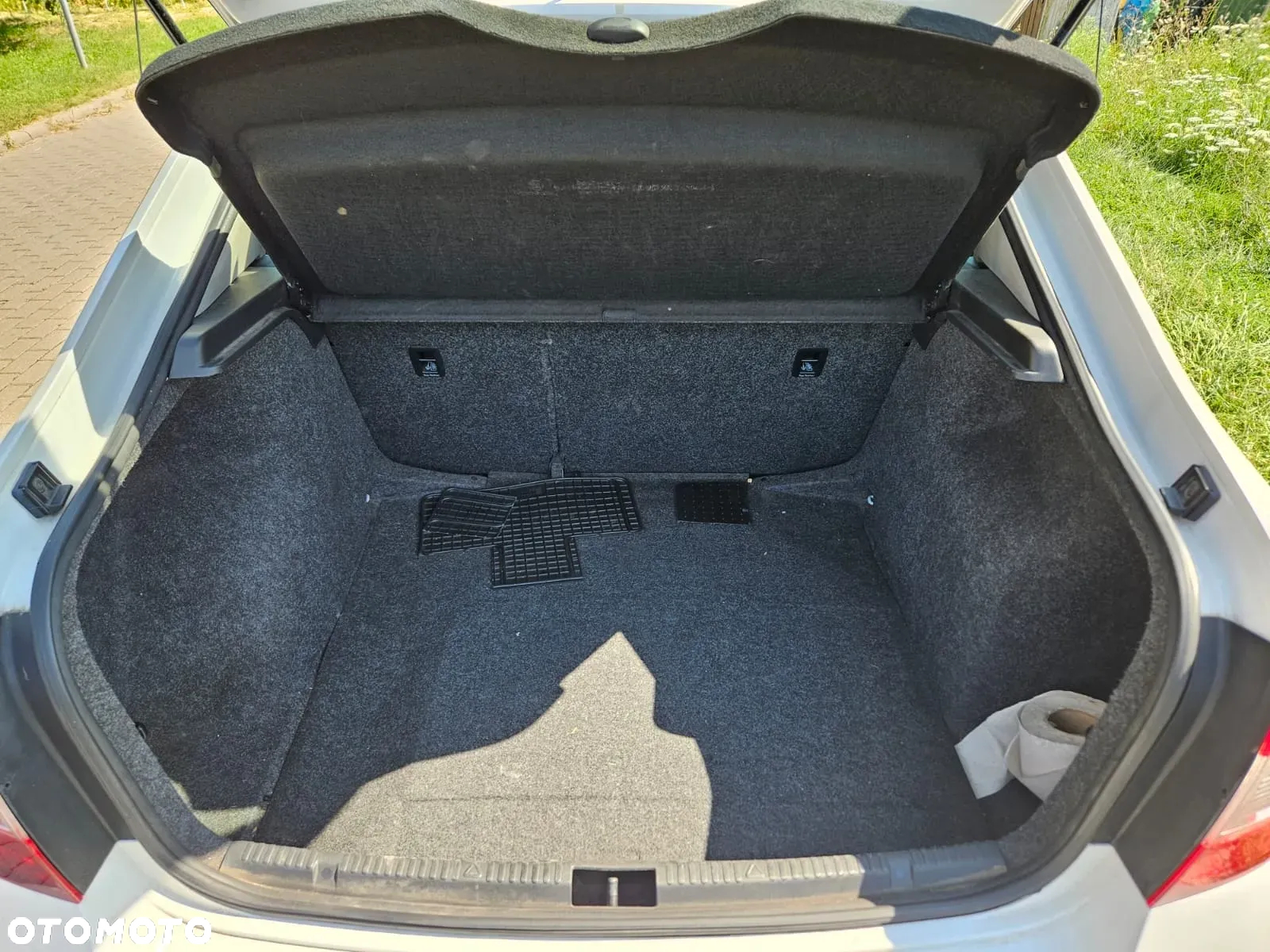 Skoda RAPID 1.2 Active - 20