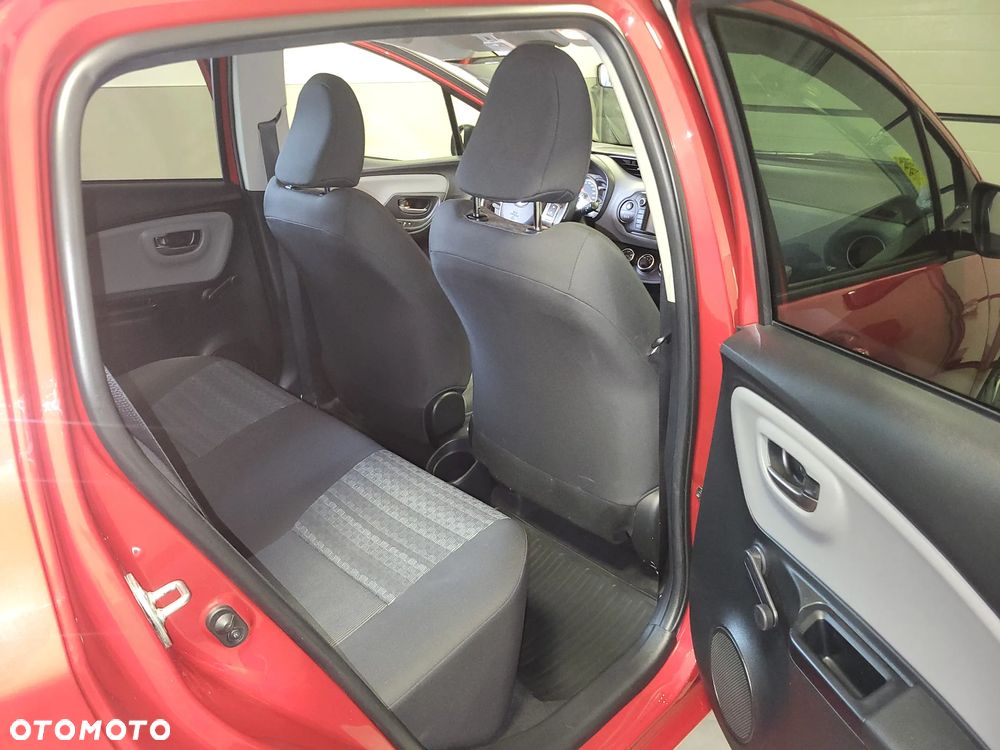 Toyota Yaris 1.33 Active EU6 - 13