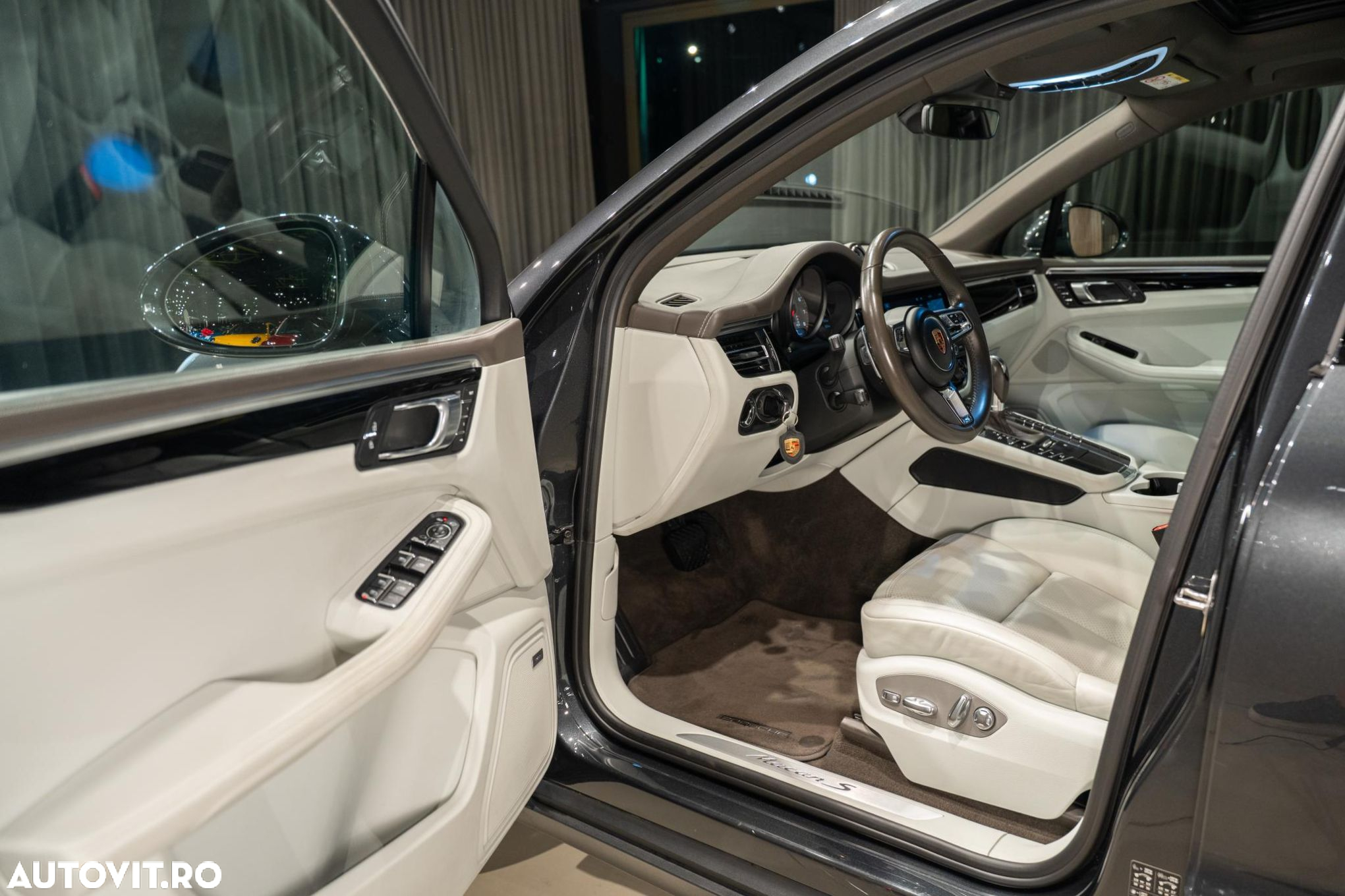 Porsche Macan - 18