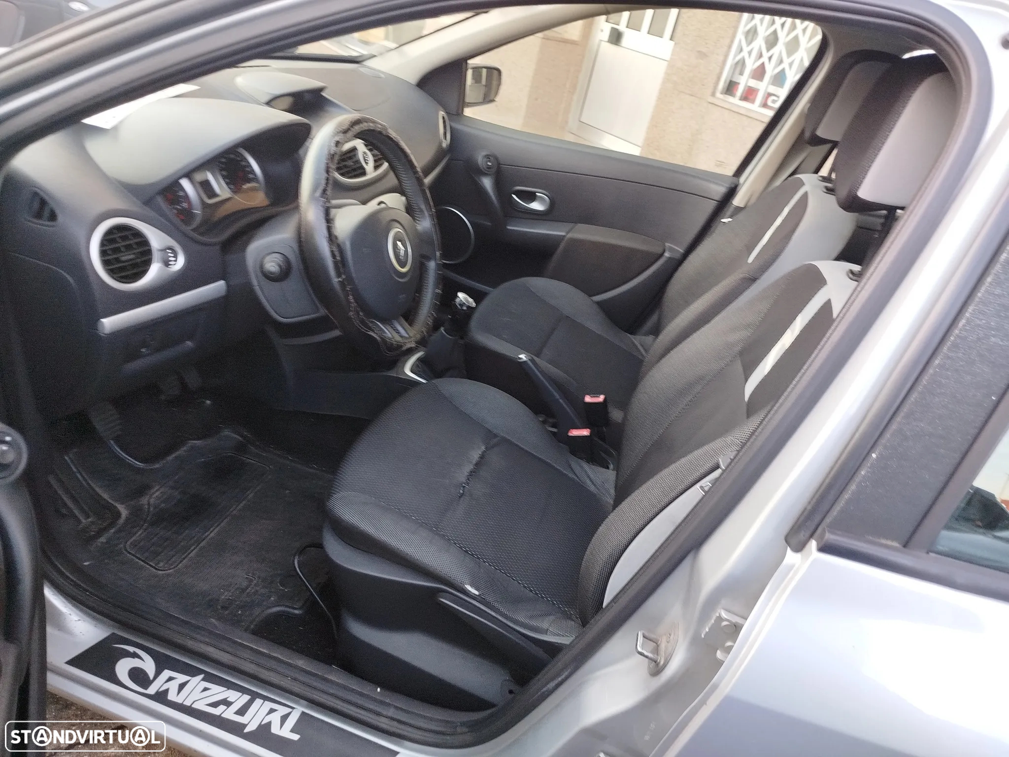 Renault Clio 1.2 16V Rip Curl - 5