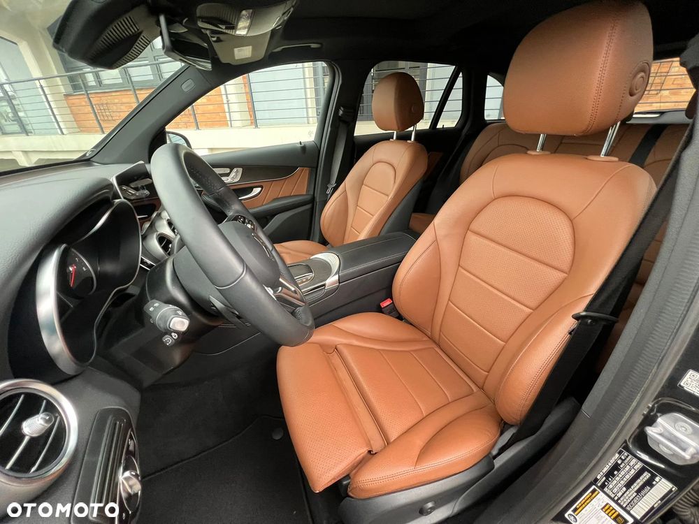 Mercedes-Benz GLC 300 4-Matic - 13