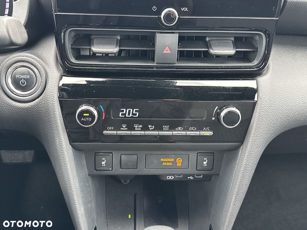 Toyota Yaris Cross Hybrid 1.5 Style - 28
