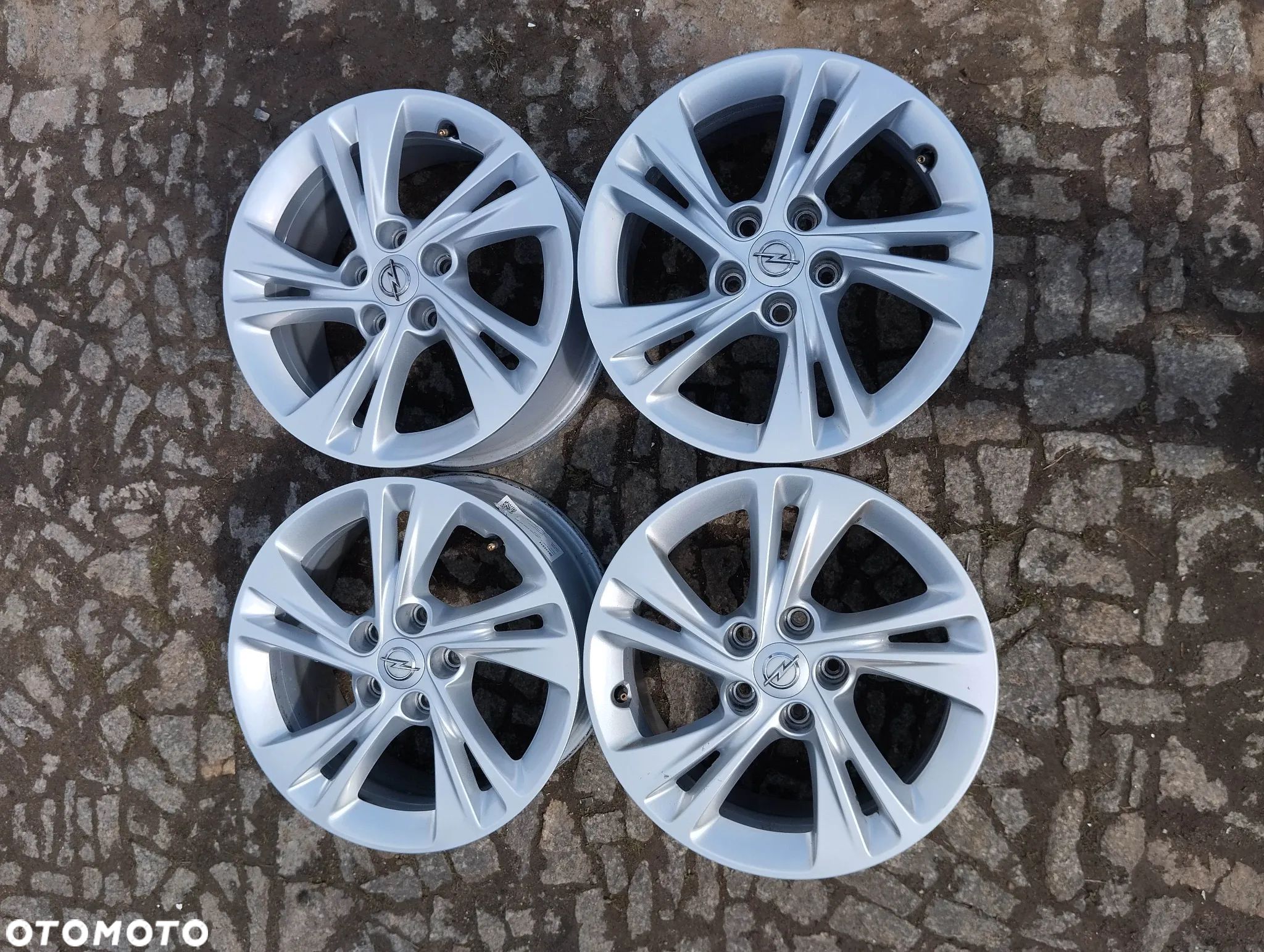 Felgi Alu Opel Grandland X 5x108 16 - 1