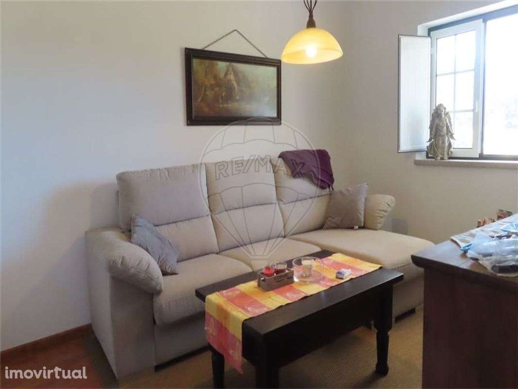 Moradia T2 para venda - Grande imagem: 3/50