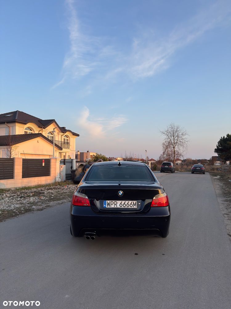 BMW Seria 5 525i Edition Sport - 6