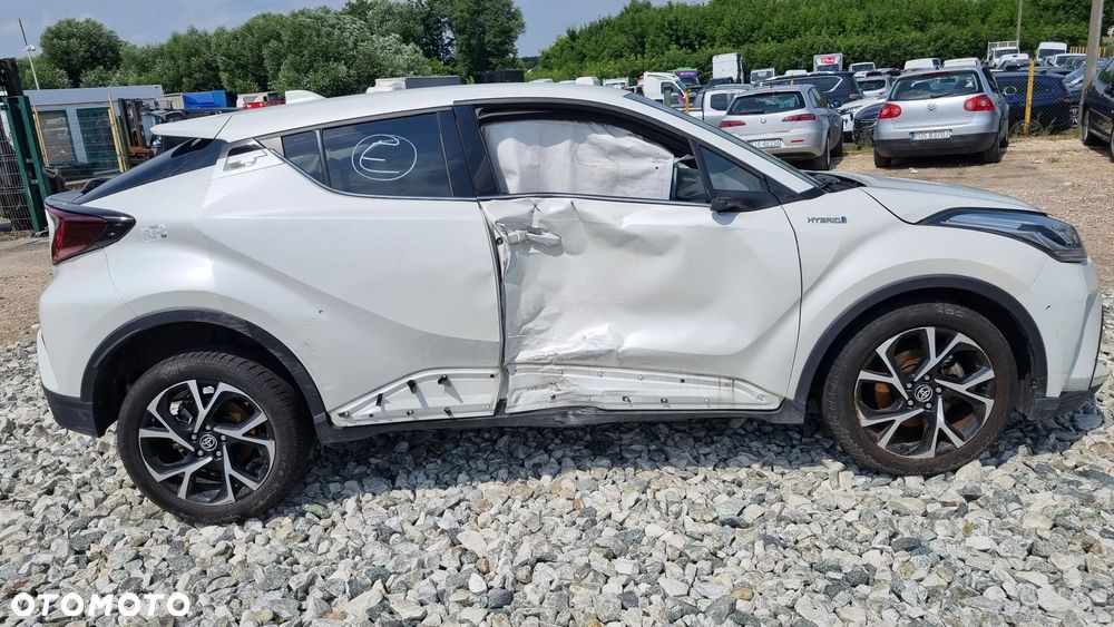 Toyota C-HR 1.8 Hybrid Dynamic - 14