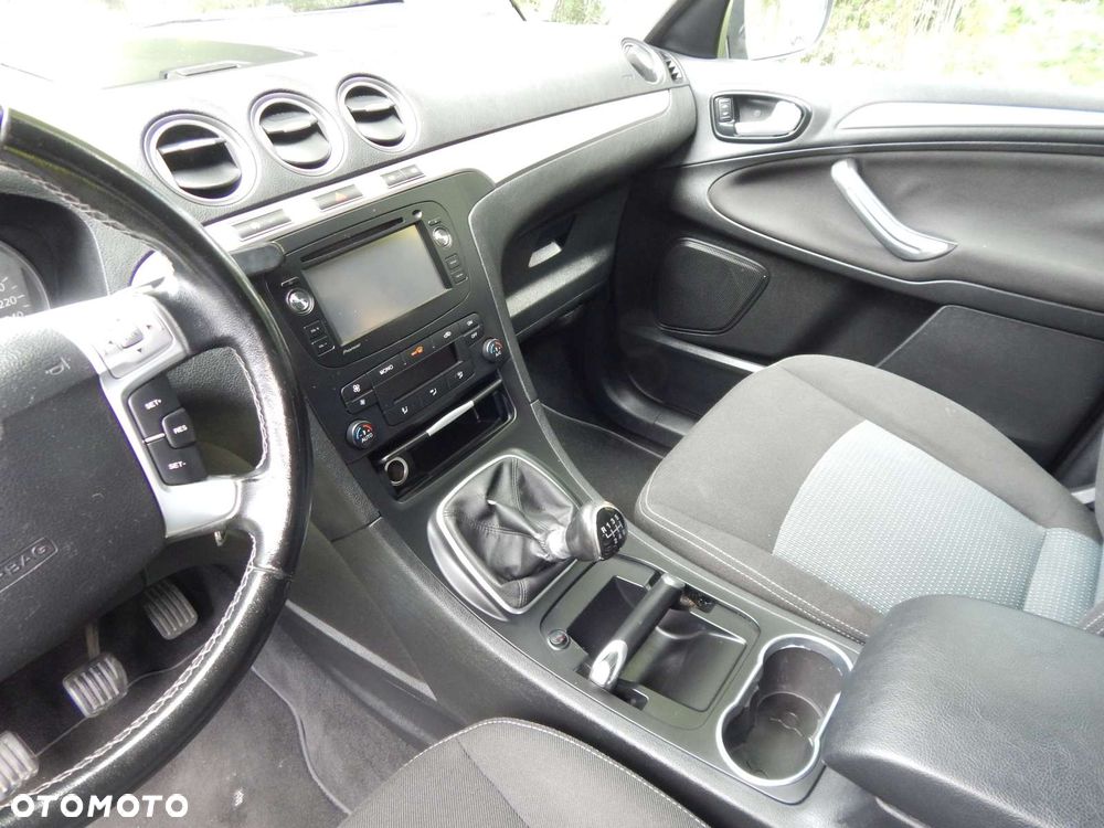 Ford Galaxy 1.6 EcoBoost Start/Stop Business Edition - 11
