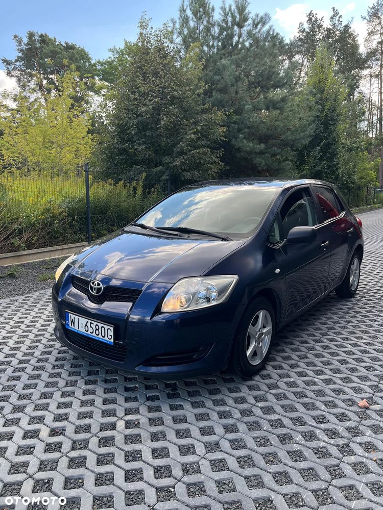 Toyota Auris - 2