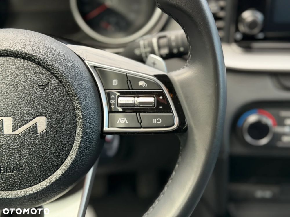 Kia Ceed 1.5 T-GDI M DCT - 16