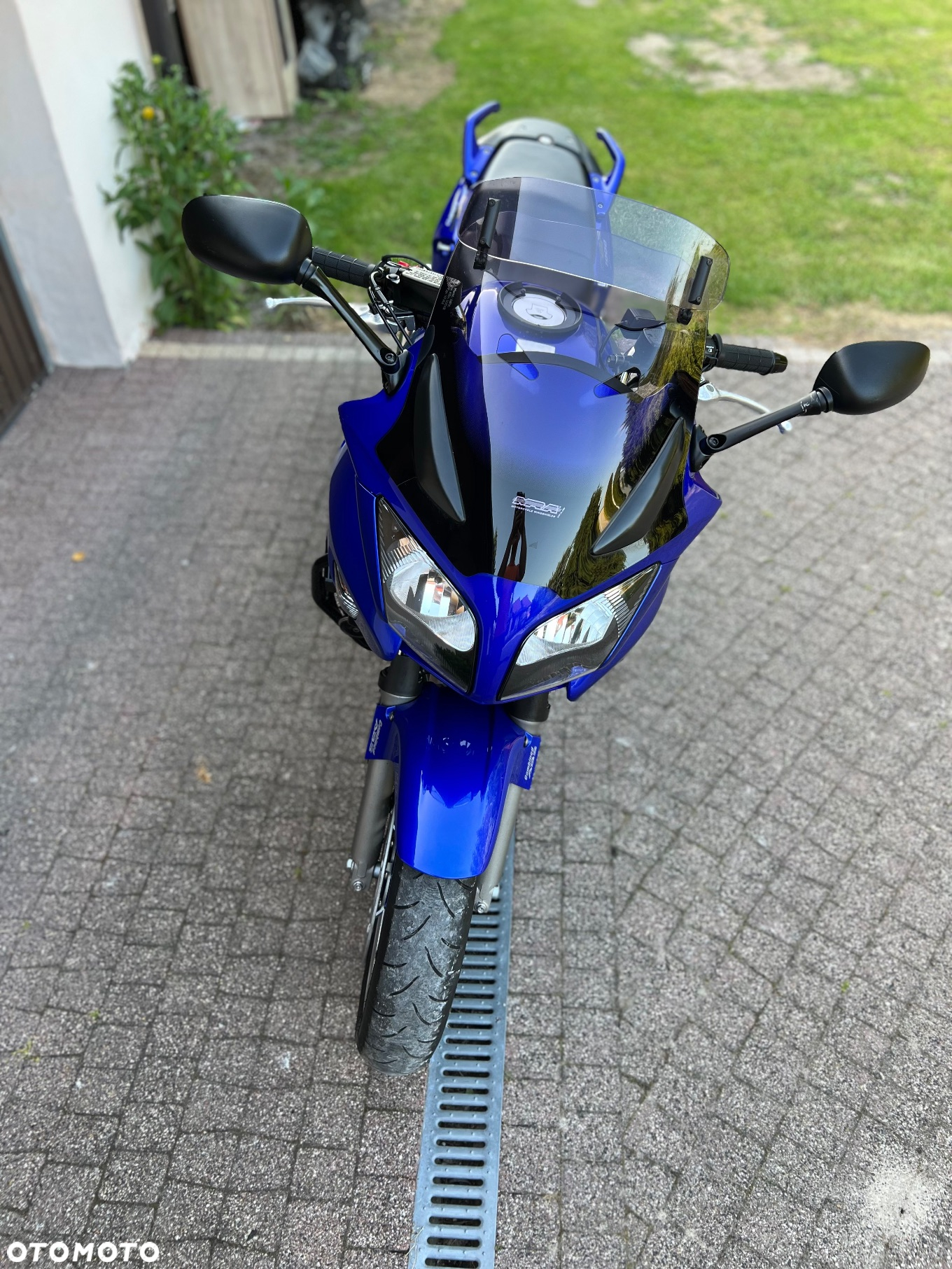 Honda CBF - 24