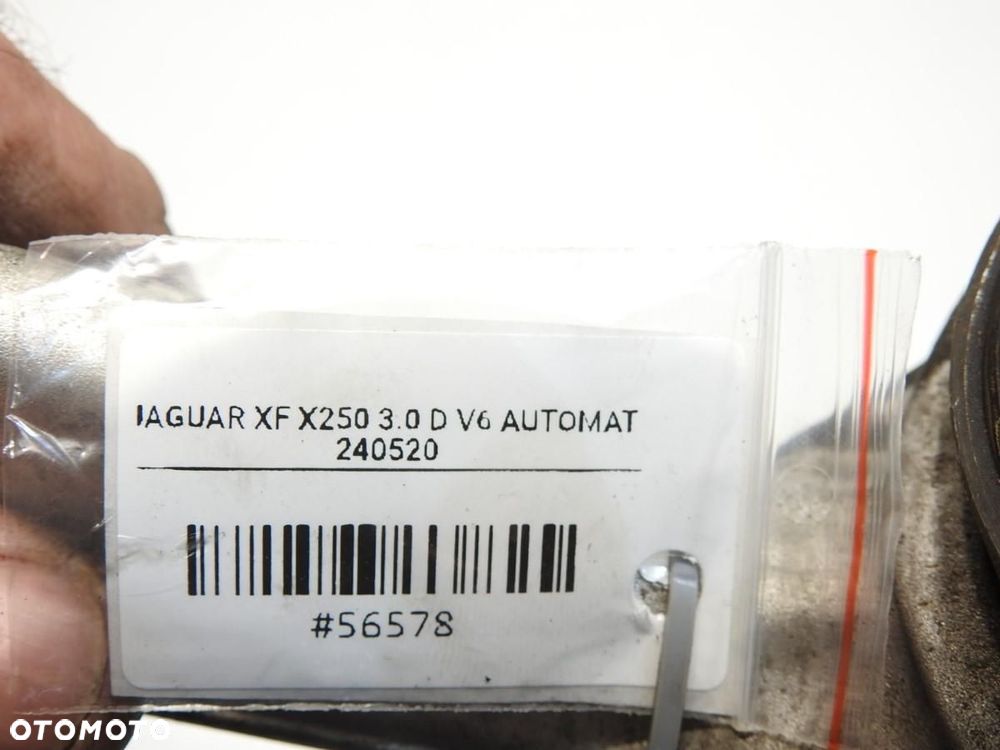 WAHACZ LEWY PRZÓD JAGUAR XF X250 3.0 D V6 - 4