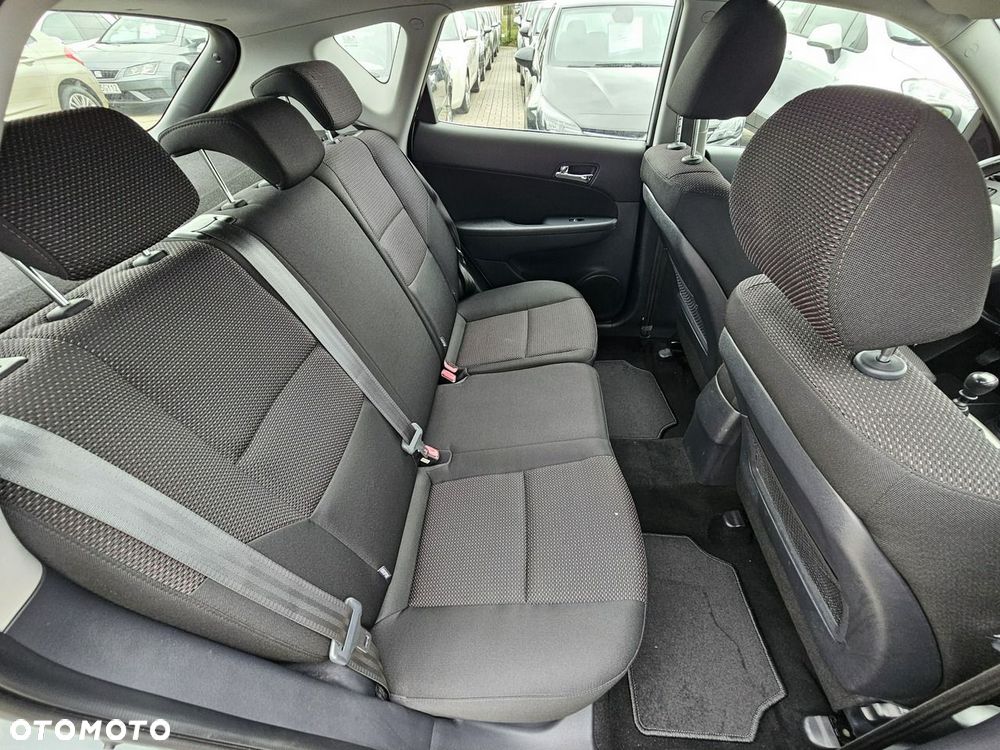 Hyundai i30 1.6 blue Comfort - 26