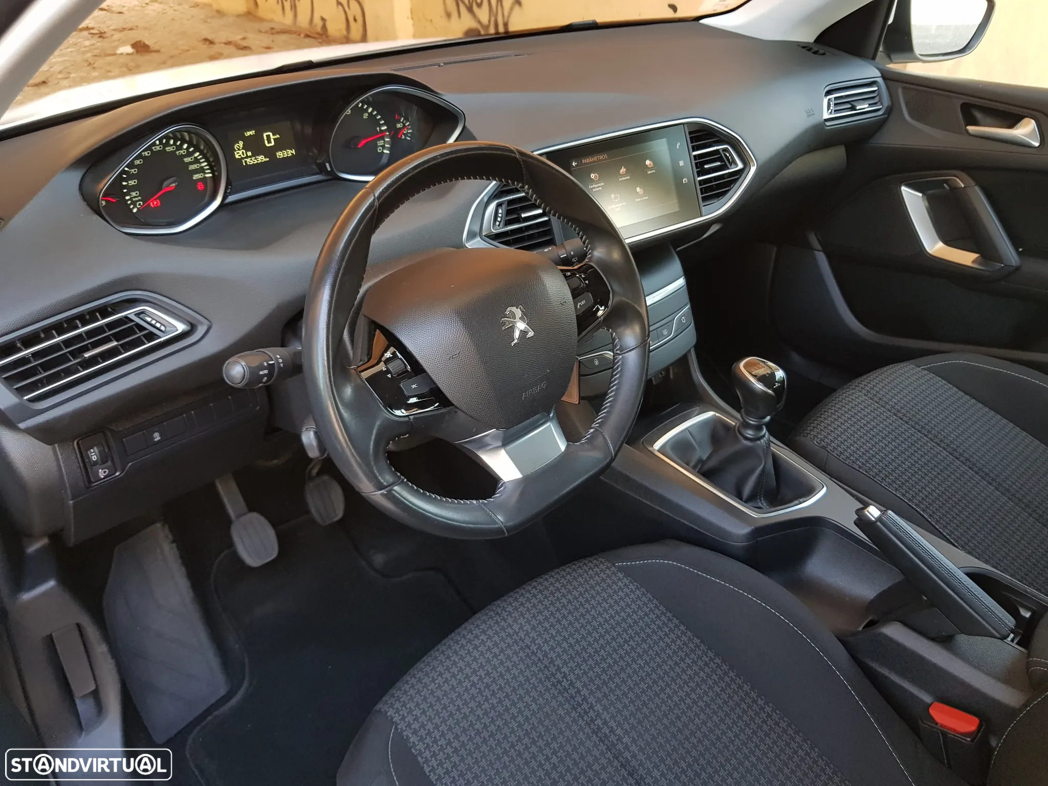 Peugeot 308 1.5 BlueHDi Style - 10