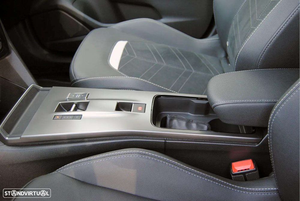 Opel Mokka 1.2 Hybrid GS eDCT - 43