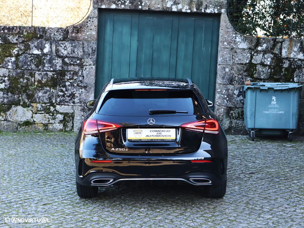 Mercedes-Benz A 250 e AMG Line - 3