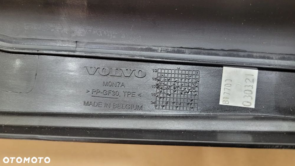 NOWA VOLVO XC90 II 15- Kierownica powietrza dolna wlot żaluzja roleta dolot 31383724 - 3