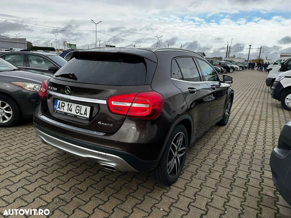 Mercedes-Benz GLA 200 CDI 4MATIC Aut. - 3