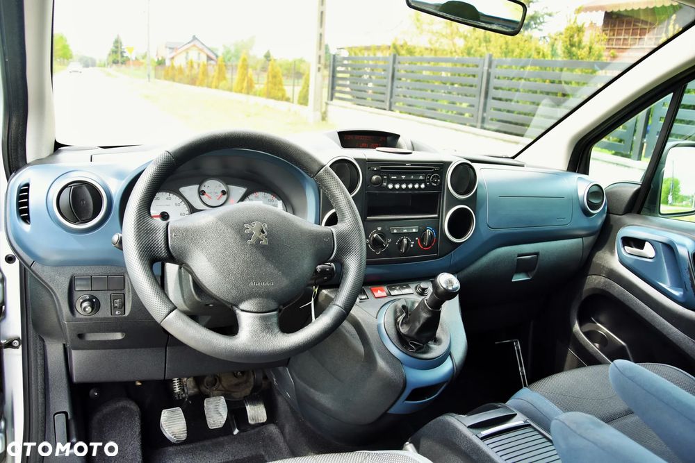Peugeot Partner Kombi 90 Premium - 26