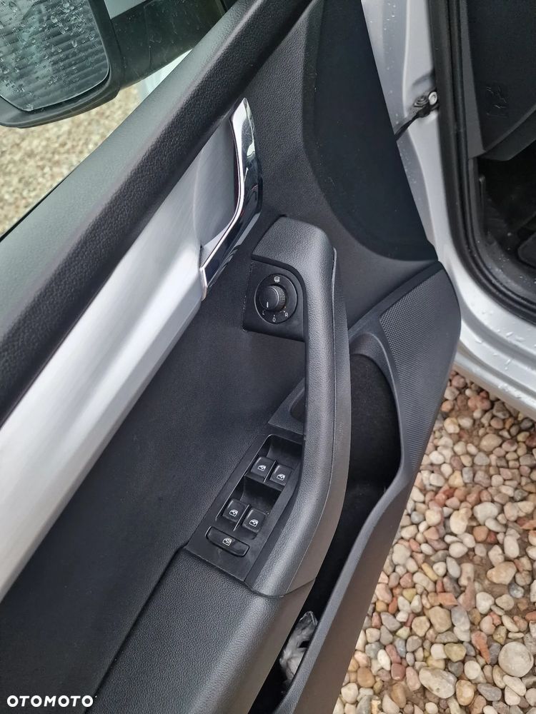 Skoda Octavia 1.6 TDI Style DSG - 9