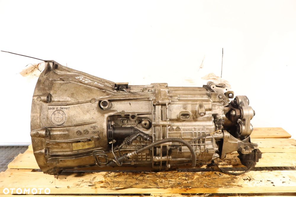 SKRZYNIA BIEGÓW 6 BIEGOWA 5 525D F10 LIFT 2.0D UK - 4