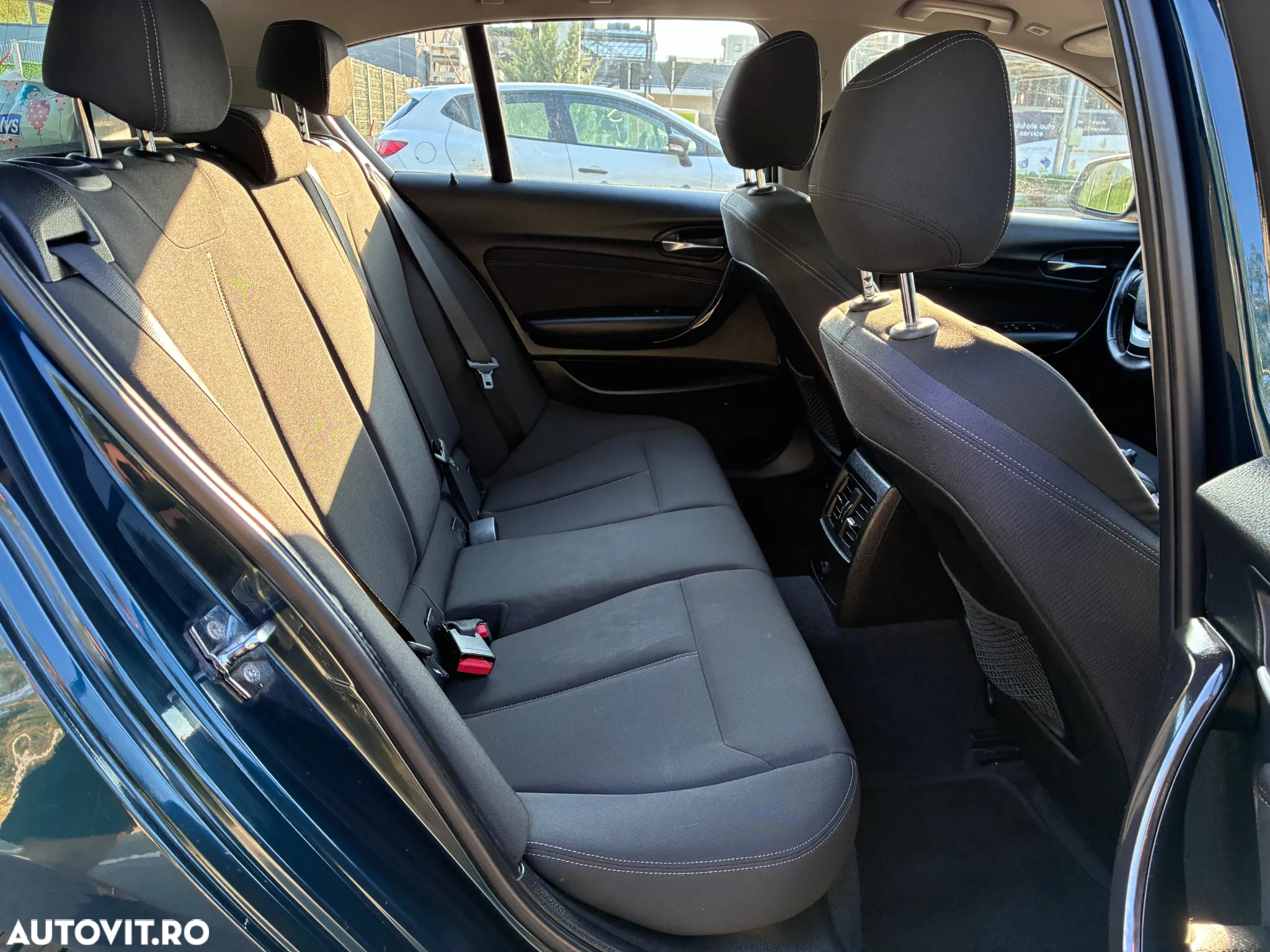 BMW Seria 1 120d - 9
