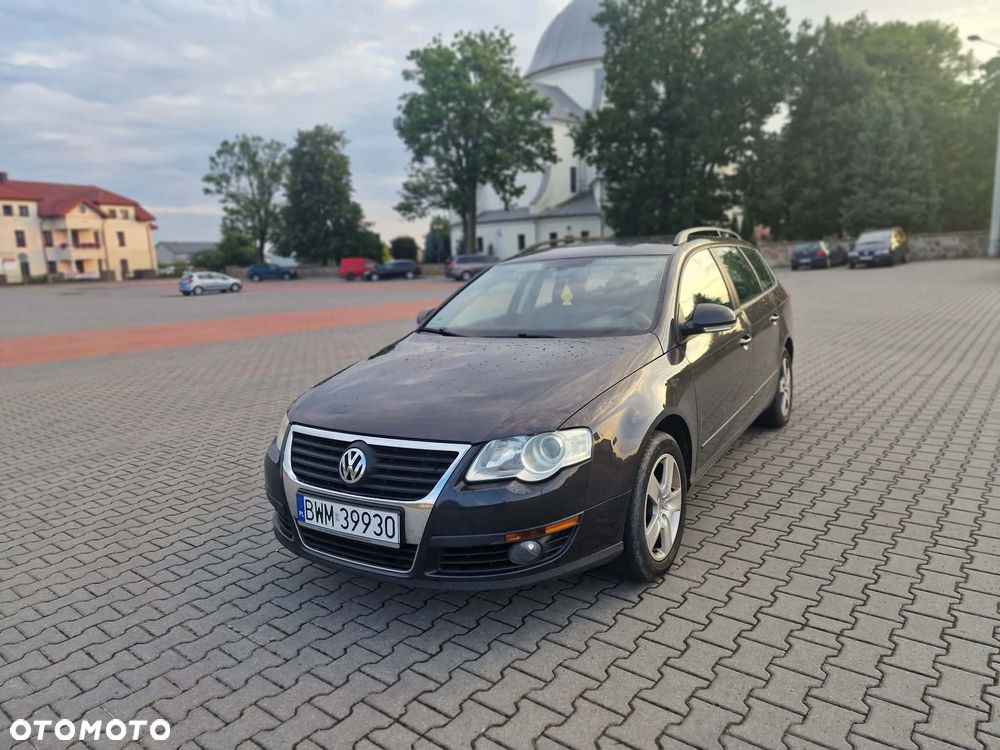 Volkswagen Passat 1.9 TDI Comfortline - 1
