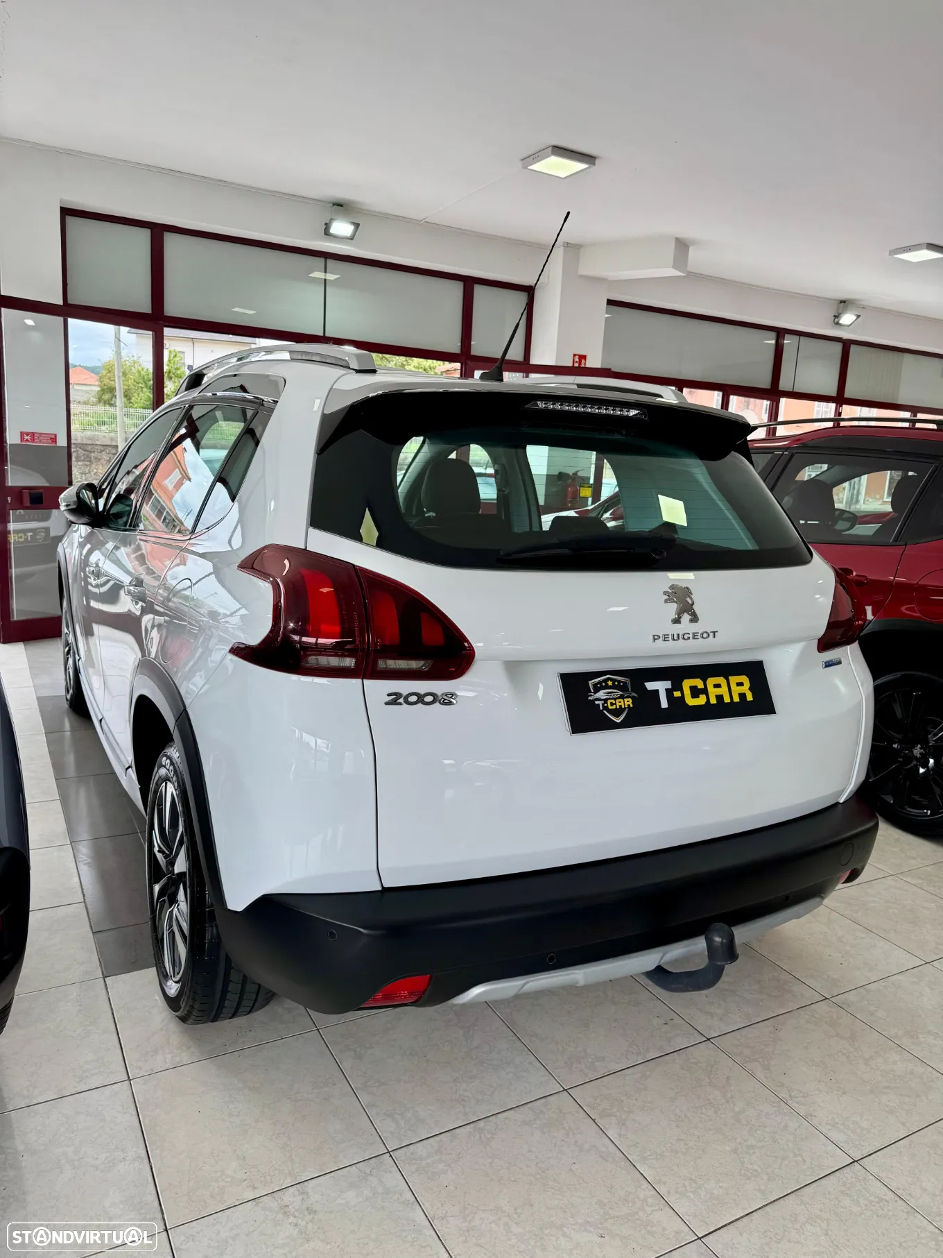 Peugeot 2008 PureTech 110 Stop&Start Allure - 11