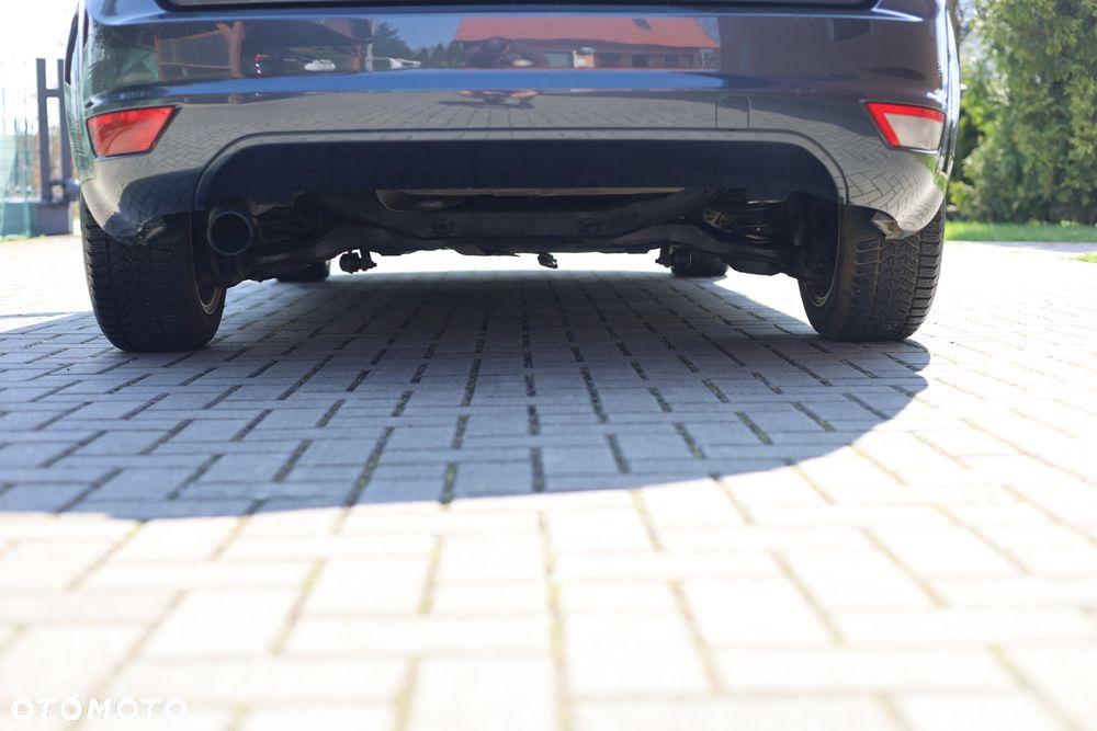 Ford Focus 1.8 Titanium - 11