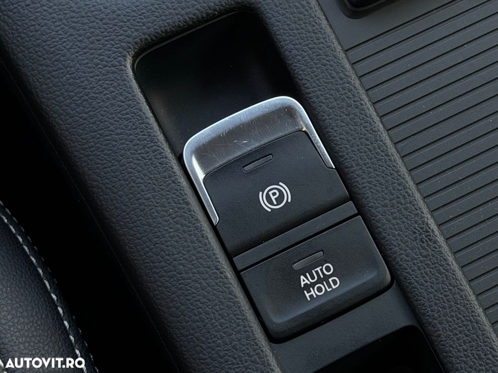 Volkswagen Passat 2.0 TDI SCR DSG Highline - 19