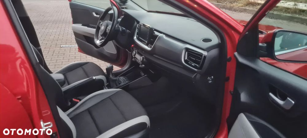 Kia Stonic 1.4 L - 17