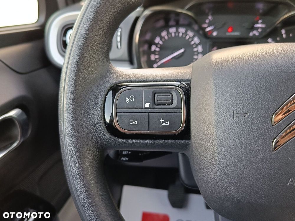 Citroën C3 1.2 PureTech Shine - 25