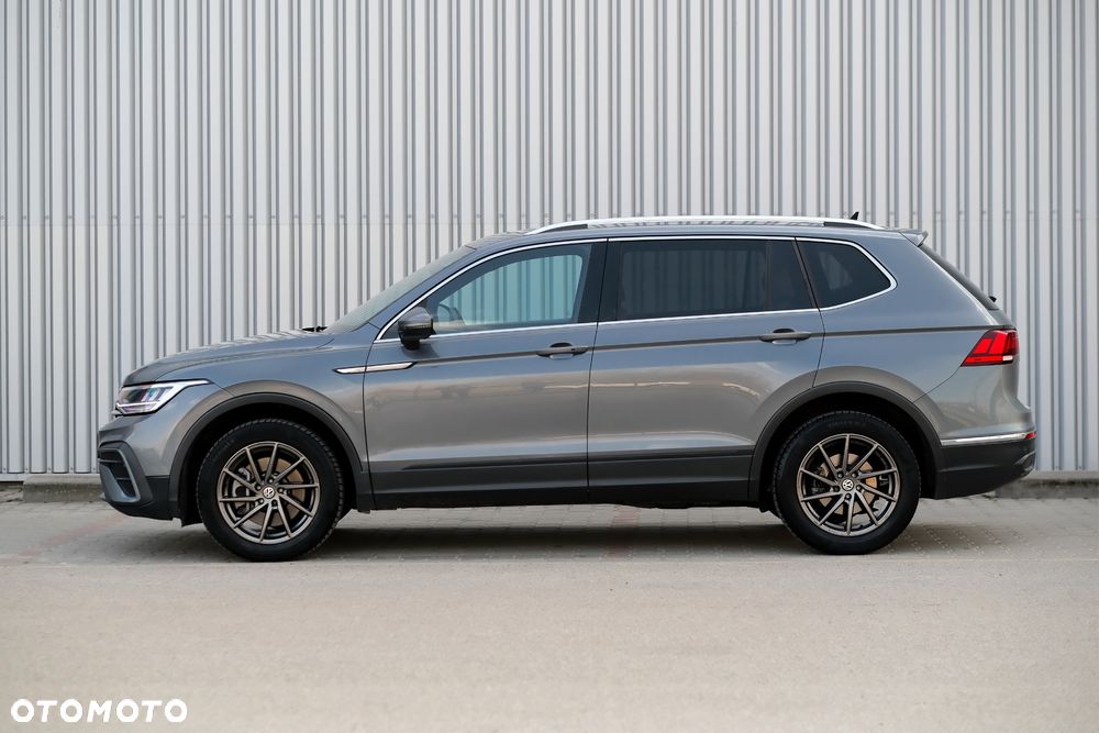 Volkswagen Tiguan - 8