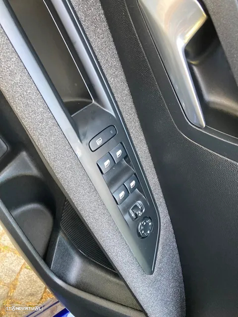 Peugeot 3008 1.5 BlueHDi Active - 26