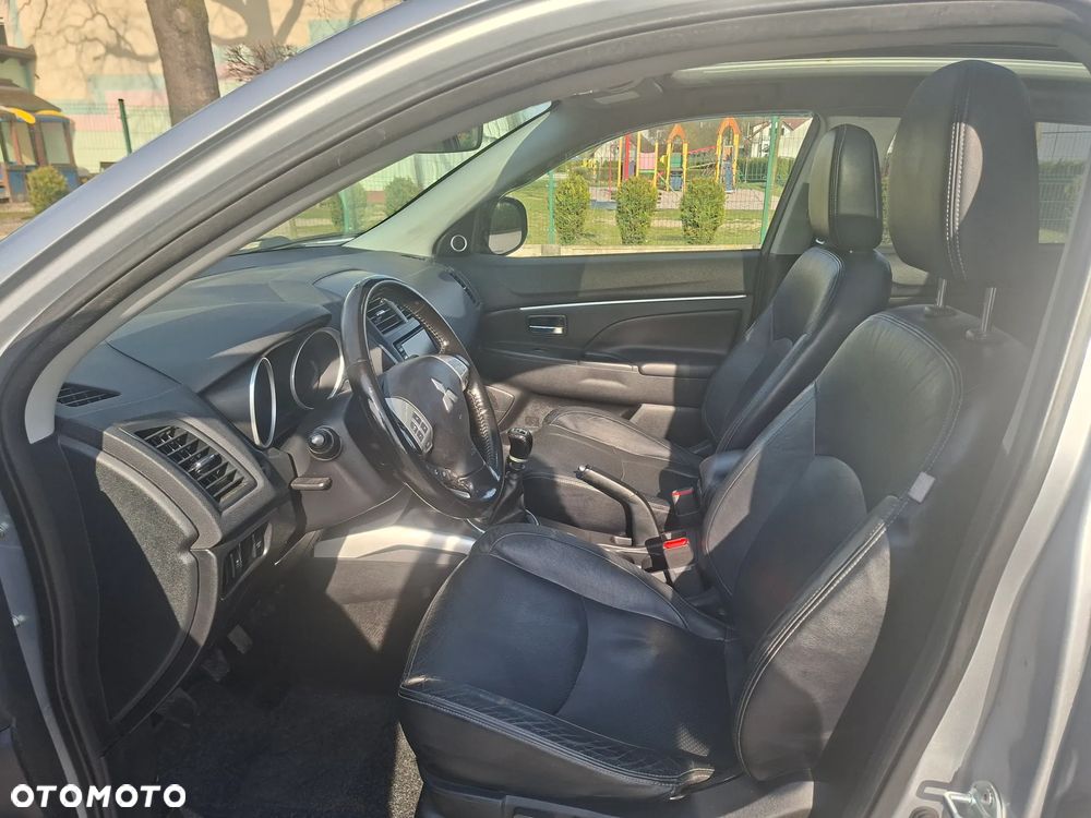 Mitsubishi ASX 1.8 DID Instyle NAVI 4WD AS&G - 8