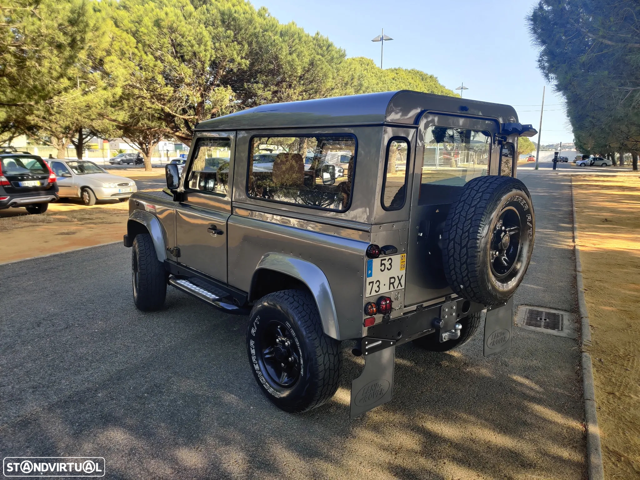 Land Rover Defender 90 2.5 TD5 Metal Top - 13
