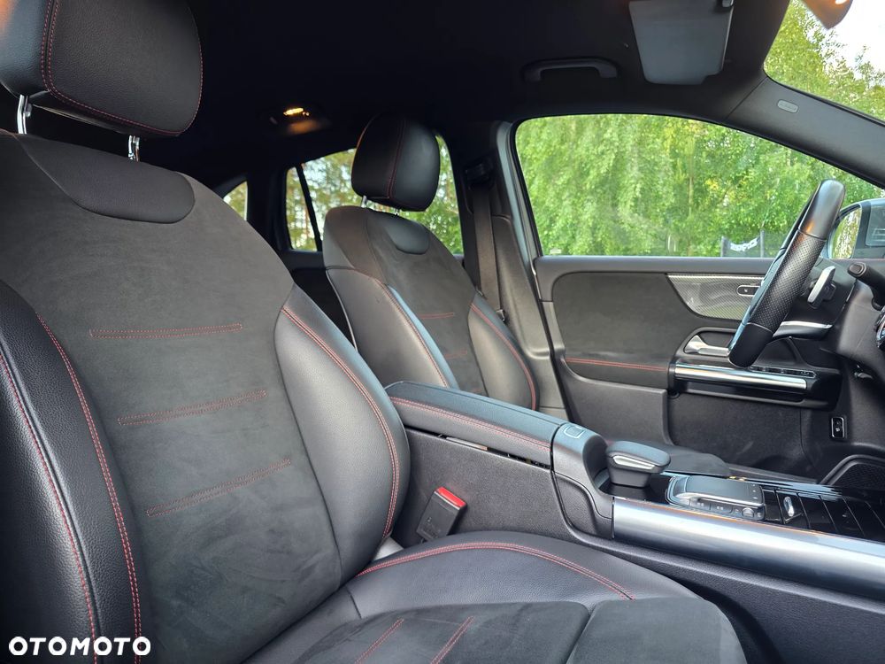 Mercedes-Benz GLA 200 d AMG Line - 33