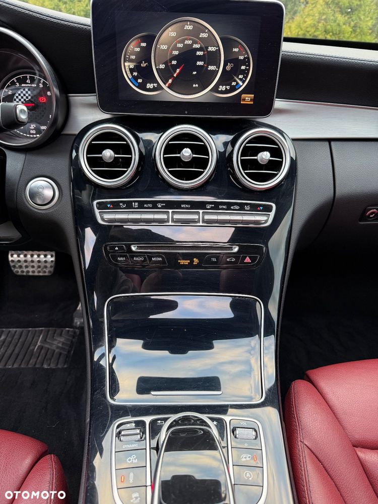 Mercedes-Benz Klasa C AMG 43 4Matic 9G-TRONIC - 18