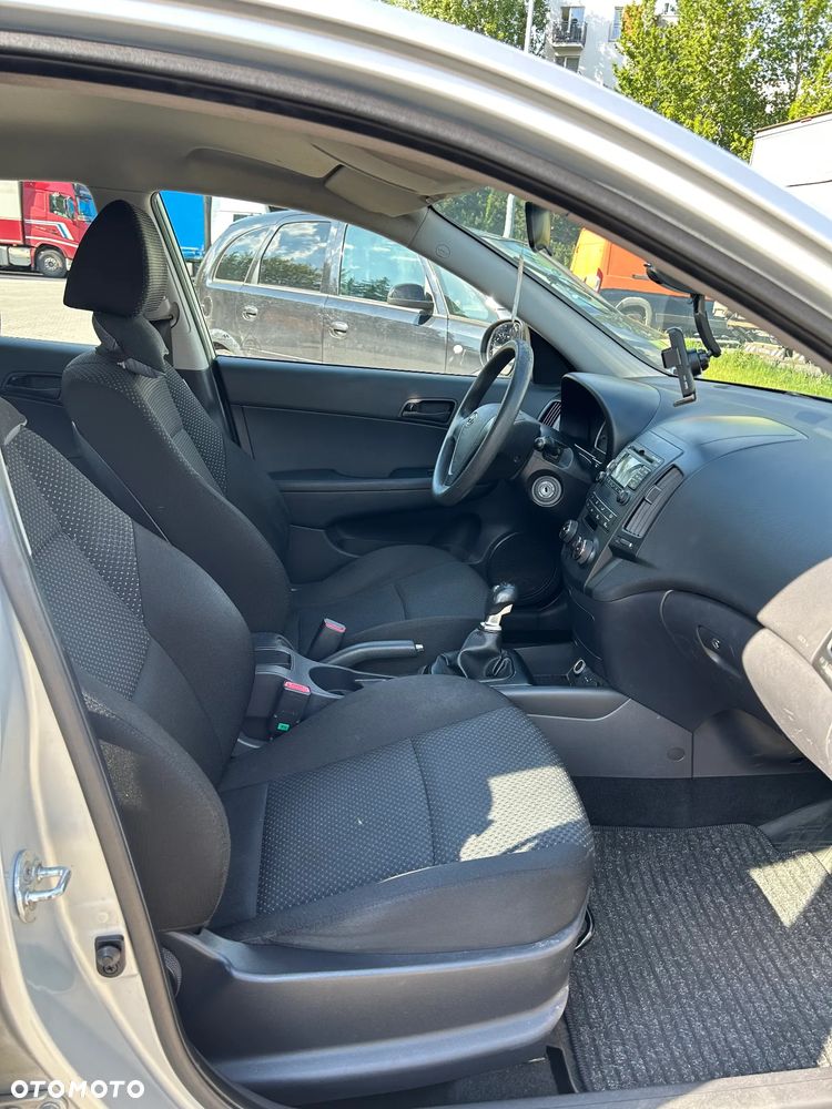Hyundai i30 1.6 CRDi Base - 22