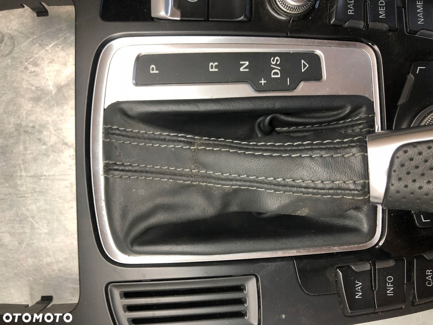 AUDI A4 B8 A5 LIFT PANEL MMI GAŁKA AUTOMAT MIESZEK 8T0919611 - 6