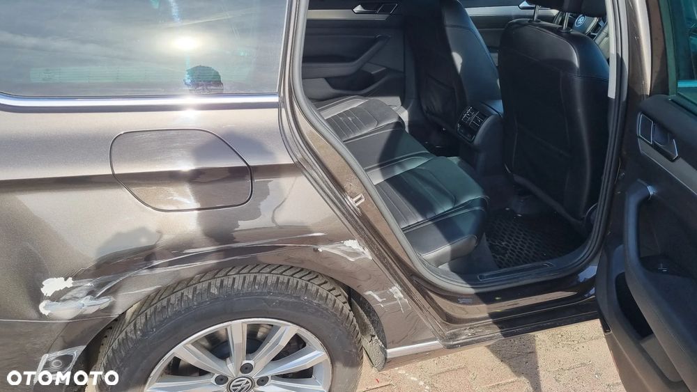 Volkswagen Passat Variant 2.0 TDI BMT Highline DSG - 18