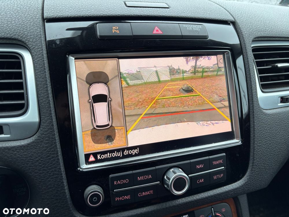 Volkswagen Touareg 3.0 V6 TDI BMT - 7
