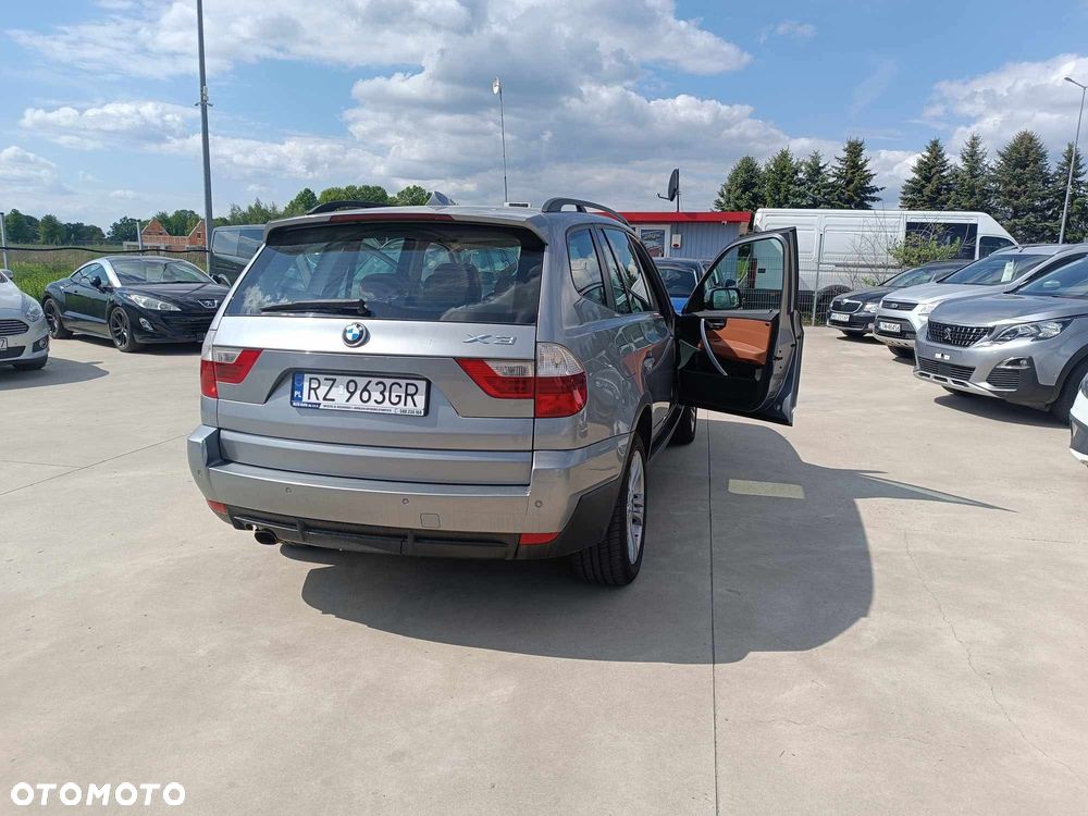 BMW X3 2008 photo 2