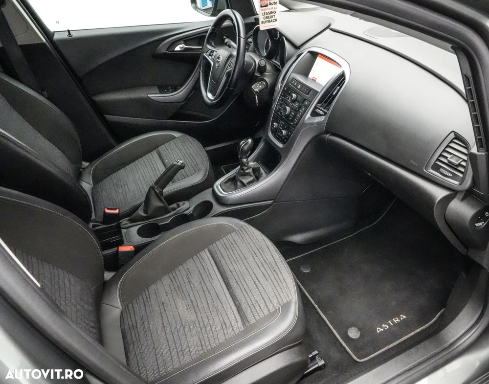 Opel Astra 1.4 Turbo ECOTEC Start/Stop Cosmo - 13