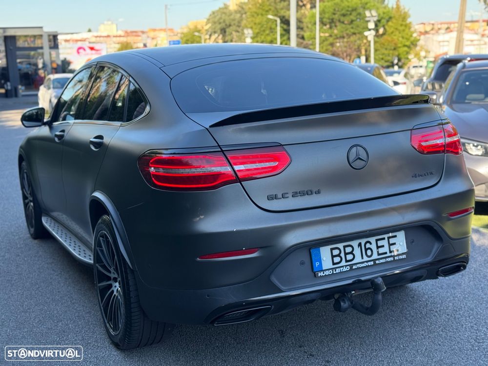 Mercedes-Benz GLC 250 d 4Matic 9G-TRONIC AMG Line - 11