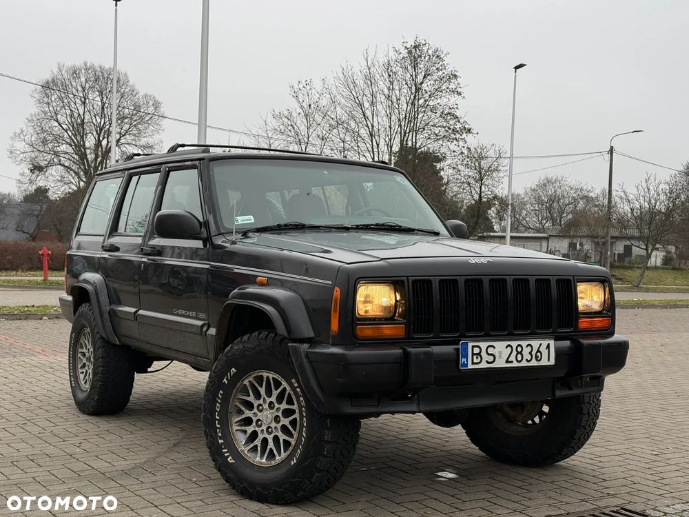 Jeep Cherokee - 6