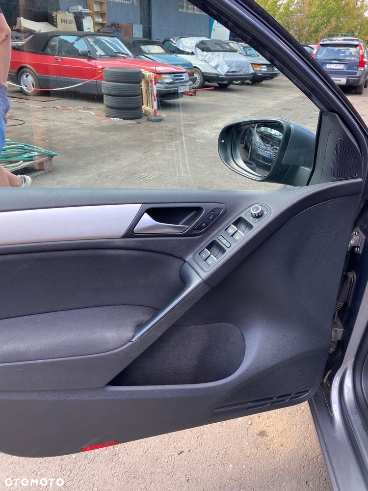 Volkswagen Golf 1.4 TSI Highline DSG - 11